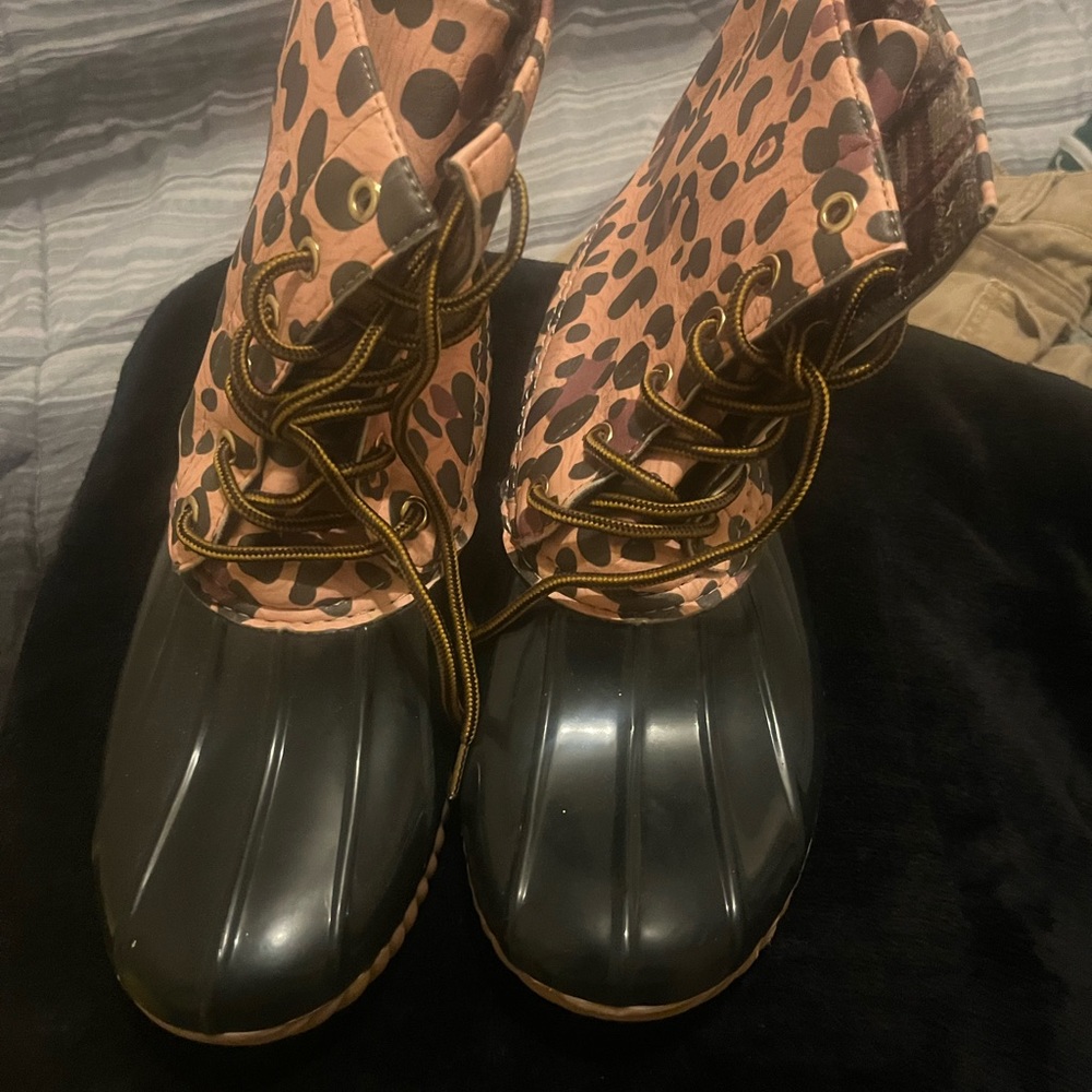 Leopard Print Side Laced Duck Boots
